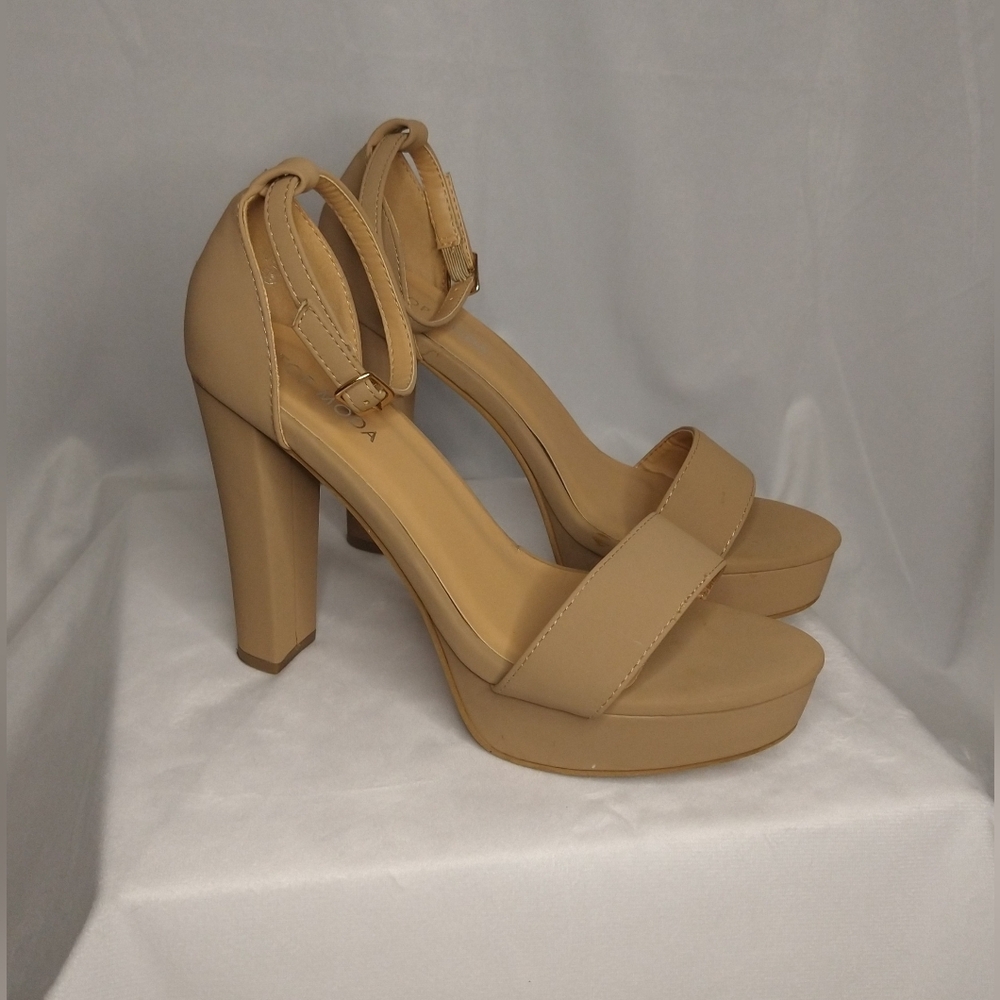 Top Moda- Tan Ankle Strap Block Platform Heels, Size 7.5